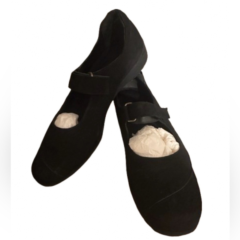 Munro Nubuck Flats Black